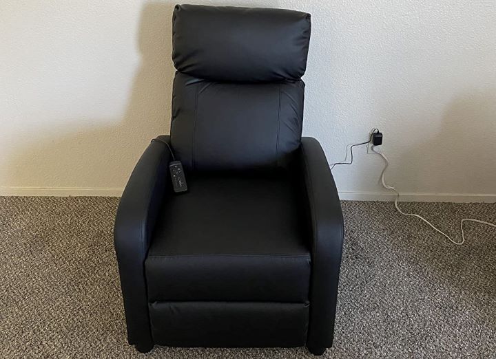 Analyzing the quality of the  cheap leather recliner