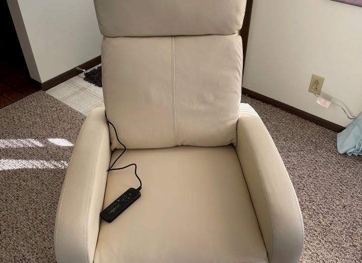 Using the BestMassage recliner for short people